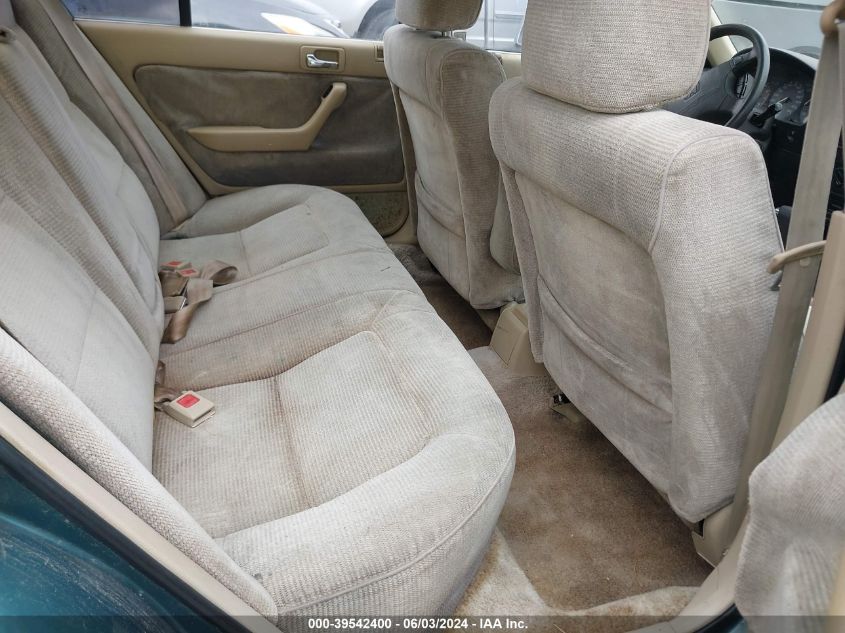 1992 Honda Accord Ex VIN: 1HGCB767XNA067275 Lot: 39542400