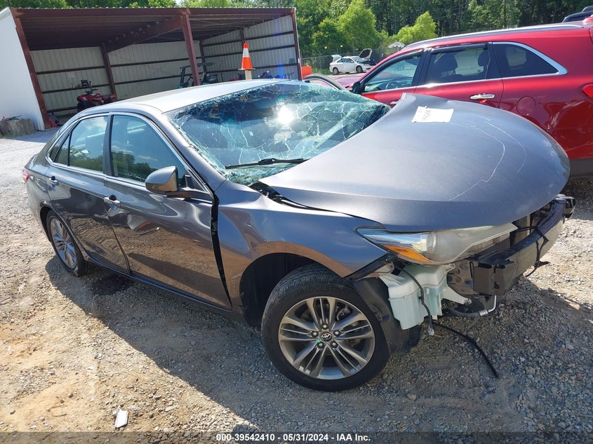 TOYOTA CAMRY SE 2017