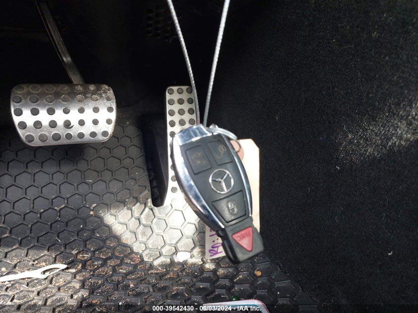 2008 Mercedes-Benz C 350 Sport VIN: WDDGF56X68F168738 Lot: 39542430