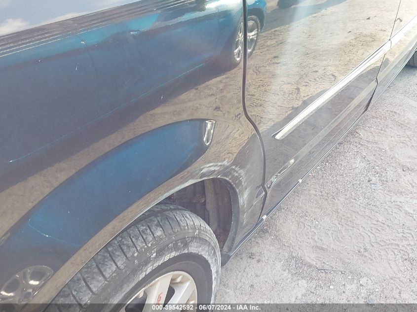 2013 Chrysler Town & Country Touring VIN: 2C4RC1BGXDR792877 Lot: 39542592