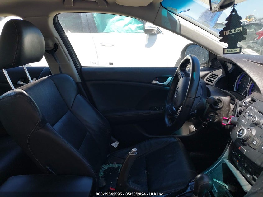 2011 Acura Tsx 2.4 VIN: JH4CU2F68BC002796 Lot: 39542595