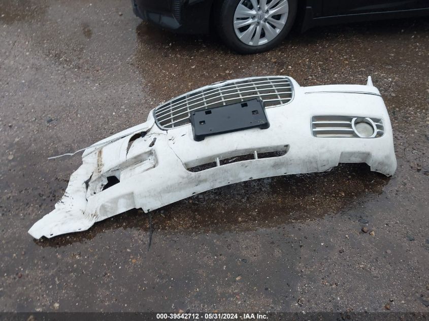 2010 Chrysler 300 Touring/Signature Series/Executive Series VIN: 2C3CA5CV6AH265666 Lot: 39542712