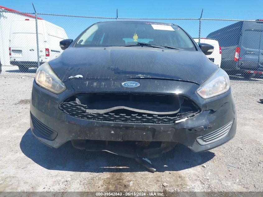 2017 Ford Focus Se VIN: 1FADP3K25HL247902 Lot: 39542843