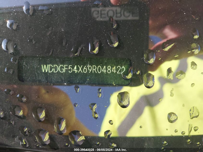 2009 Mercedes-Benz C 300 Luxury/Sport VIN: WDDGF54X69R048425 Lot: 39543028