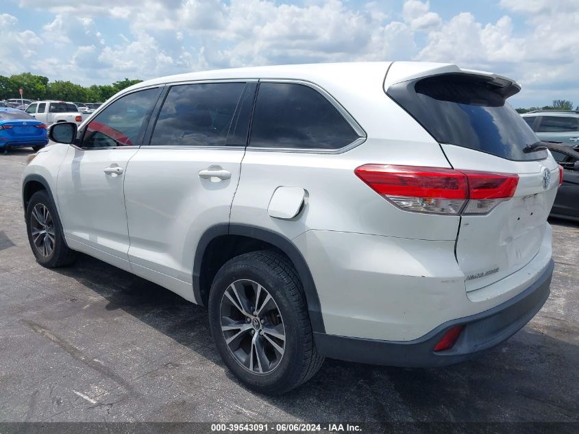 2018 Toyota Highlander Le VIN: 5TDZARFH8JS034823 Lot: 39543091