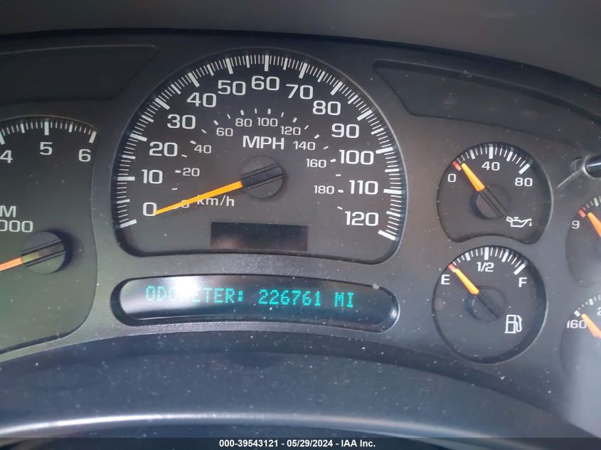 2004 Chevrolet Avalanche 1500 VIN: 3GNEC12TX4G273742 Lot: 39543121