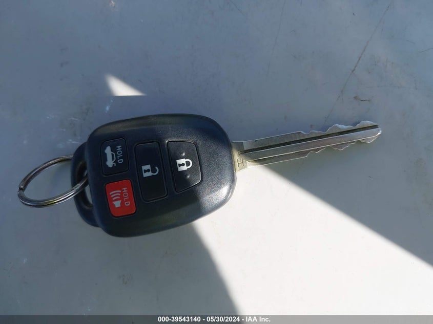 2015 Toyota Corolla L/Le/Le Plus/Le Premium/S/S Plus/S Premium VIN: 5YFBURHEXFP217989 Lot: 39543140