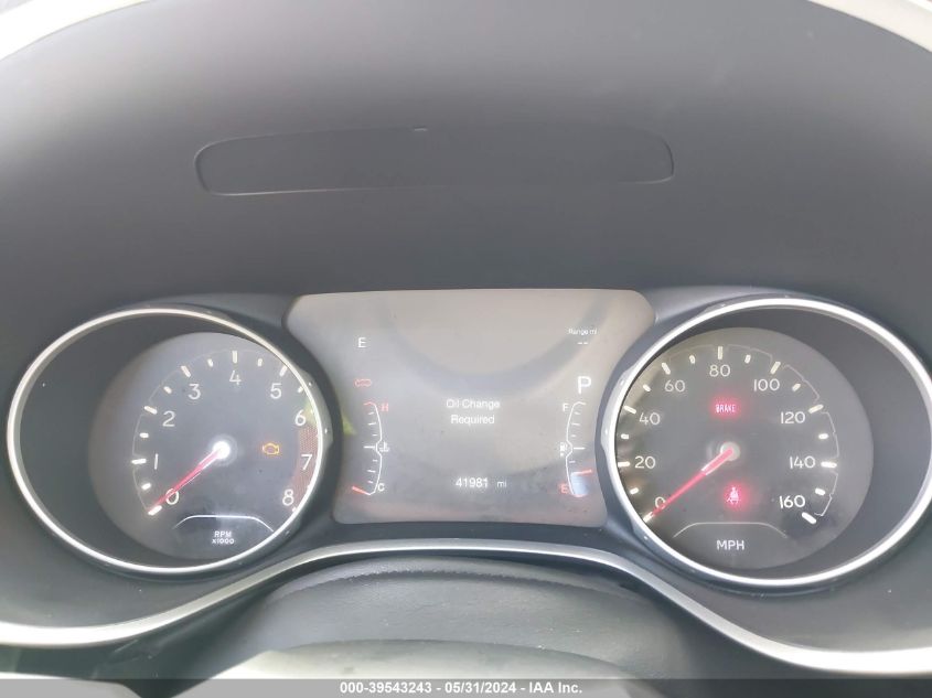 2018 Jeep Compass Latitude Fwd VIN: 3C4NJCBB4JT204257 Lot: 39543243