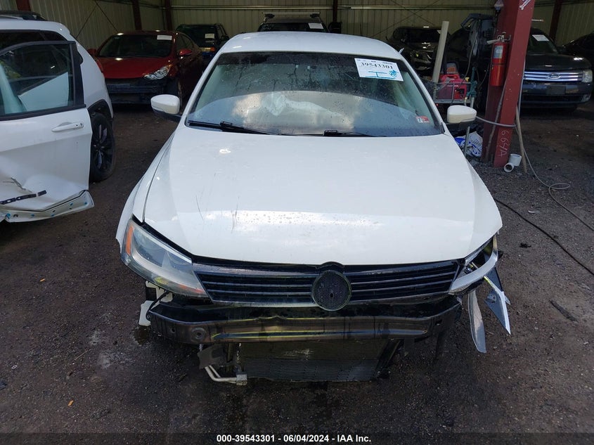 2012 Volkswagen Jetta 2.5L Se VIN: 3VWDP7AJ7CM450725 Lot: 39543301