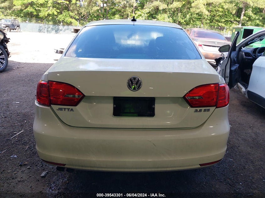 2012 Volkswagen Jetta 2.5L Se VIN: 3VWDP7AJ7CM450725 Lot: 39543301