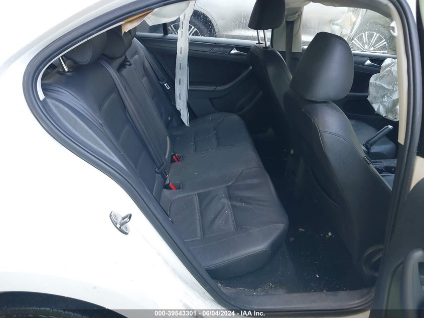 2012 Volkswagen Jetta 2.5L Se VIN: 3VWDP7AJ7CM450725 Lot: 39543301