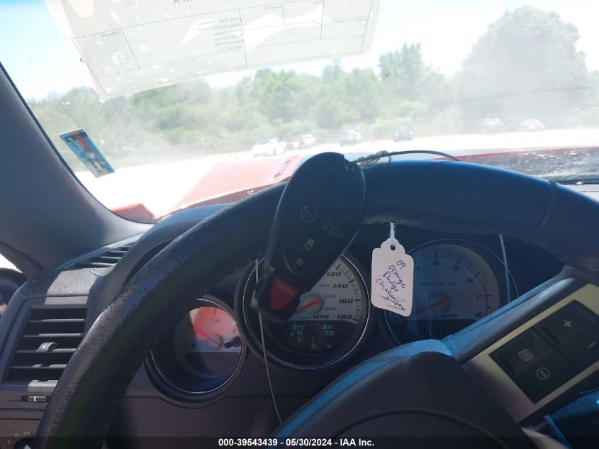 2009 Dodge Challenger Srt8 VIN: 2B3LJ74W49H570045 Lot: 39543439