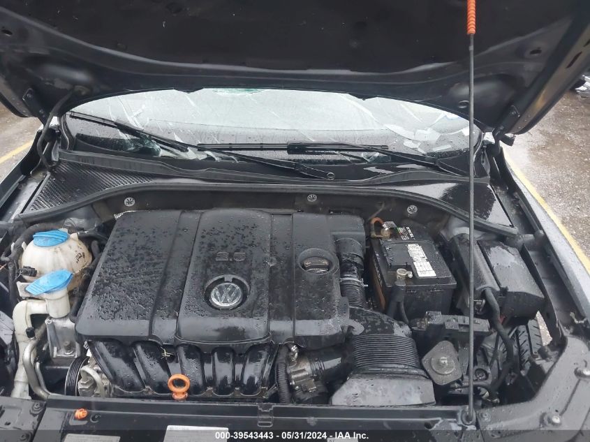 2013 Volkswagen Passat 2.5L Sel Premium VIN: 1VWCH7A30DC009225 Lot: 39543443