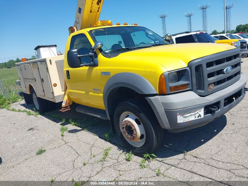 2005 Ford F550 Super Duty VIN: 1FDAF56P25EB37760 Lot: 39543448