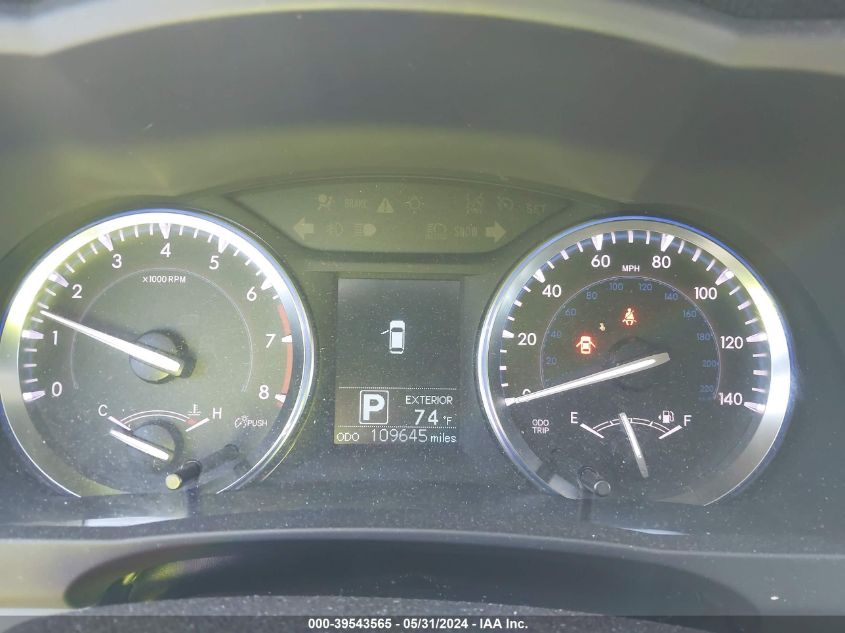 2015 Toyota Highlander Le V6 VIN: 5TDBKRFH0FS140690 Lot: 39543565