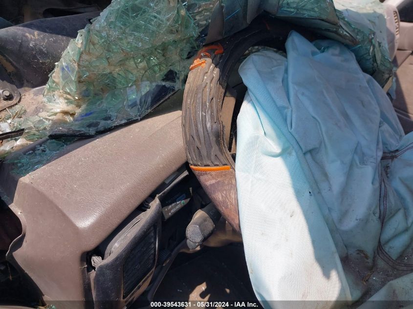 1999 Toyota Tacoma VIN: 4TAVL52N4XZ564755 Lot: 39543631