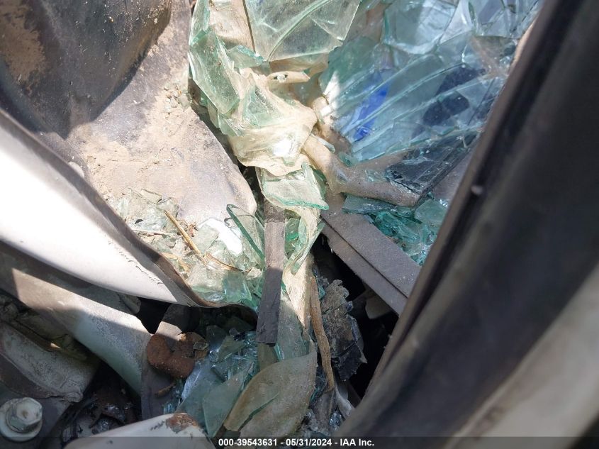 1999 Toyota Tacoma VIN: 4TAVL52N4XZ564755 Lot: 39543631