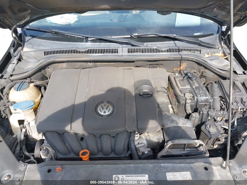 2012 Volkswagen Jetta 2.5L Sel Premium VIN: 3VWLX7AJXCM411395 Lot: 39543888
