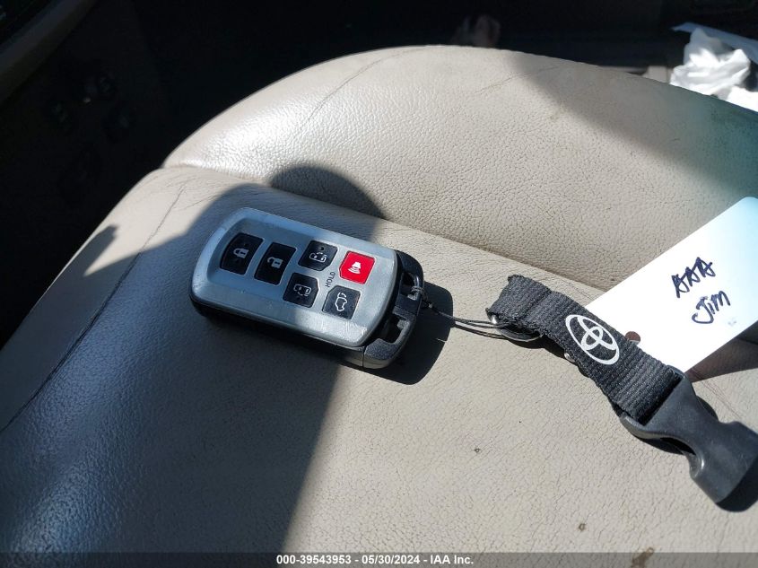 2011 Toyota Sienna Limited V6 VIN: 5TDYK3DC6BS096302 Lot: 39543953