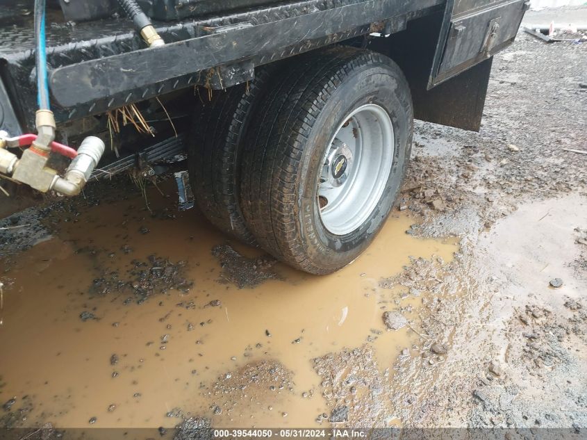 2022 Chevrolet Silverado 3500Hd Chassis Lt VIN: 1GB3YTE71NF101490 Lot: 39544050