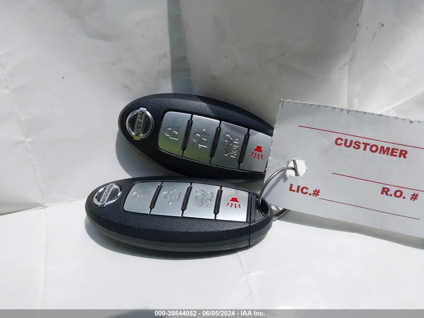 2015 Nissan Rogue Sl VIN: 5N1AT2MV8FC781088 Lot: 39544052