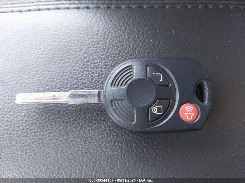 2015 Ford Escape Se VIN: 1FMCU0GXXFUA59896 Lot: 39544157