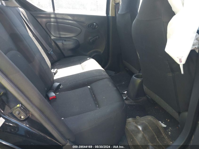 2017 Nissan Versa 1.6 S VIN: 3N1CN7AP3HL825602 Lot: 39544169