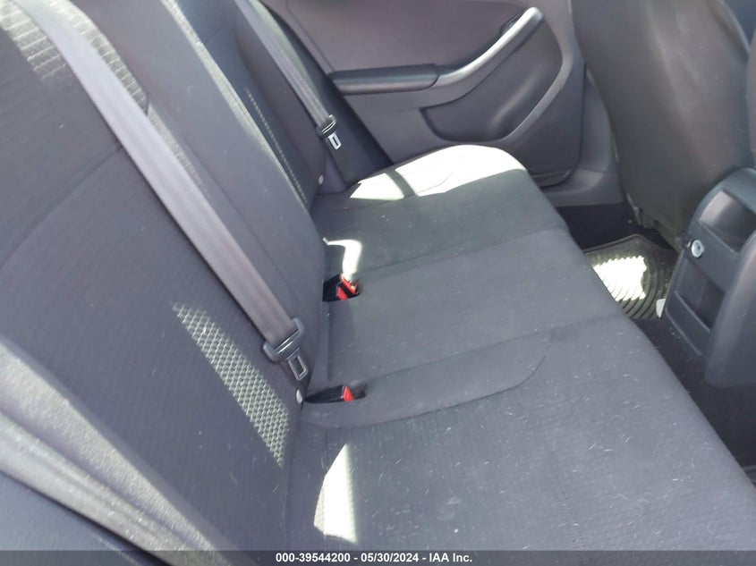 2015 Volkswagen Jetta 2.0L Tdi S VIN: 3VWLA7AJ3FM340496 Lot: 39544200