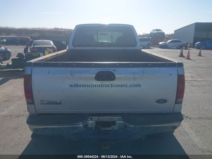2005 Ford F-350 Lariat/Xl/Xlt VIN: 1FTWW33P55EB33902 Lot: 39544224