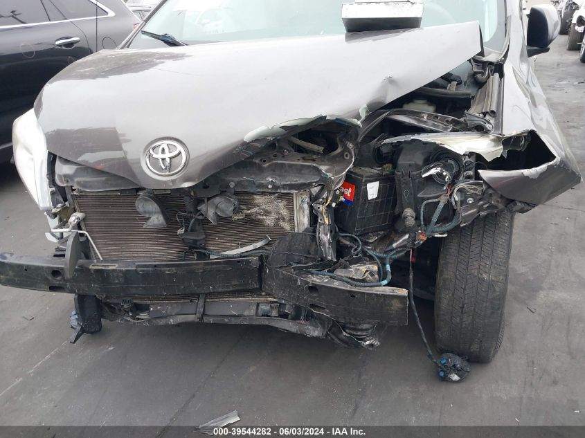2014 TOYOTA SIENNA XLE V6 8 PASSENGER - 5TDYK3DC8ES464497
