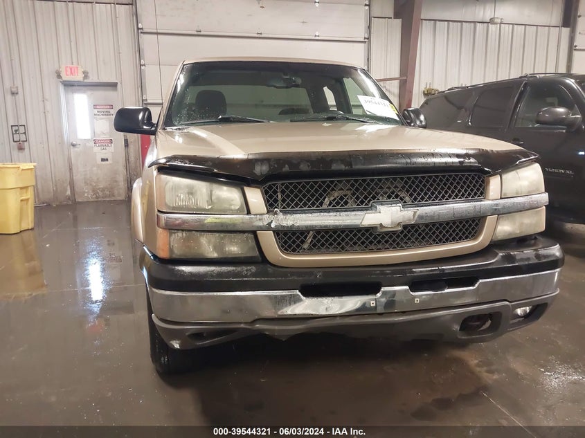 2004 Chevrolet Silverado 1500 Z71 VIN: 2GCEK19T141261022 Lot: 39544321