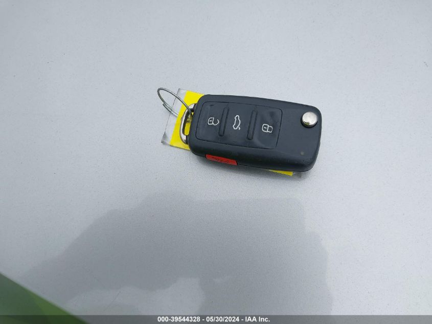 2014 Volkswagen Passat 1.8T Se VIN: 1VWBS7A3XEC038097 Lot: 39544328