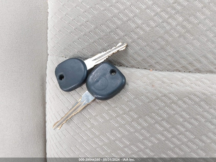 2007 Chevrolet Tahoe Ls VIN: 1GNFC13037R232351 Lot: 39544380