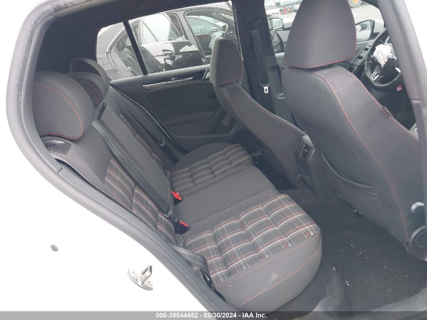 2012 Volkswagen Gti 4-Door VIN: WVWGD7AJ2CW105837 Lot: 39544452