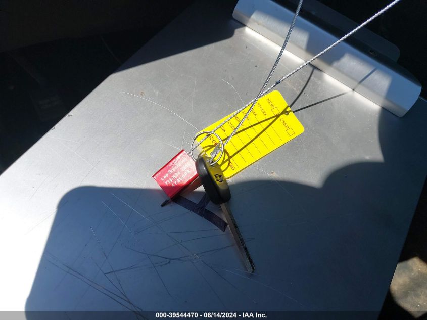 2018 Chevrolet Tahoe Commercial VIN: 1GNLCDEC7JR363124 Lot: 39544470