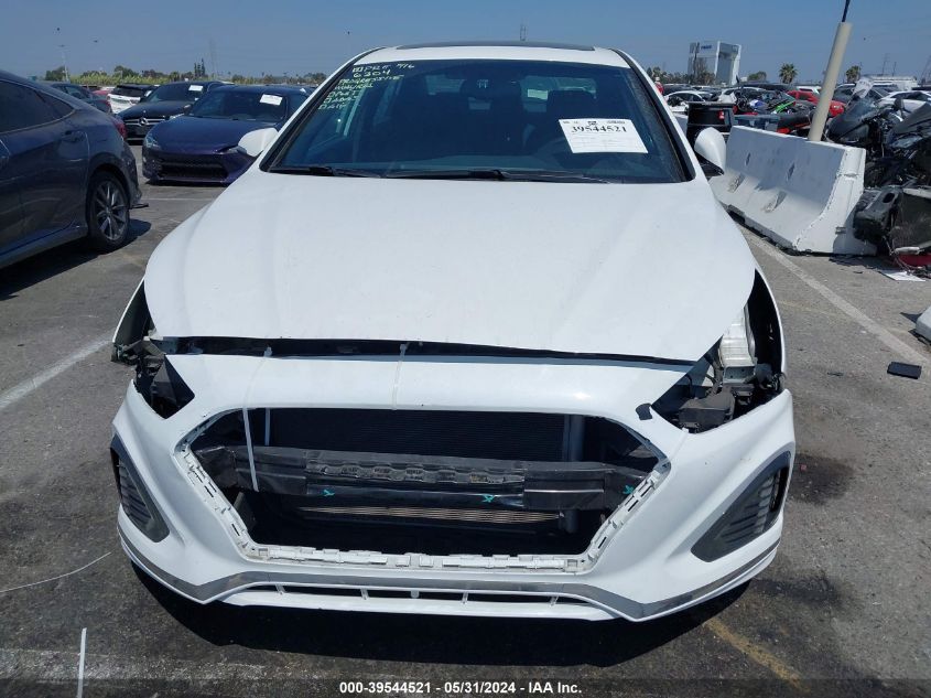 2018 Hyundai Sonata Sport VIN: 5NPE34AF4JH597133 Lot: 39544521