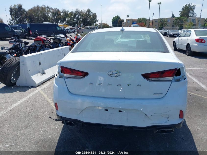 2018 Hyundai Sonata Sport VIN: 5NPE34AF4JH597133 Lot: 39544521