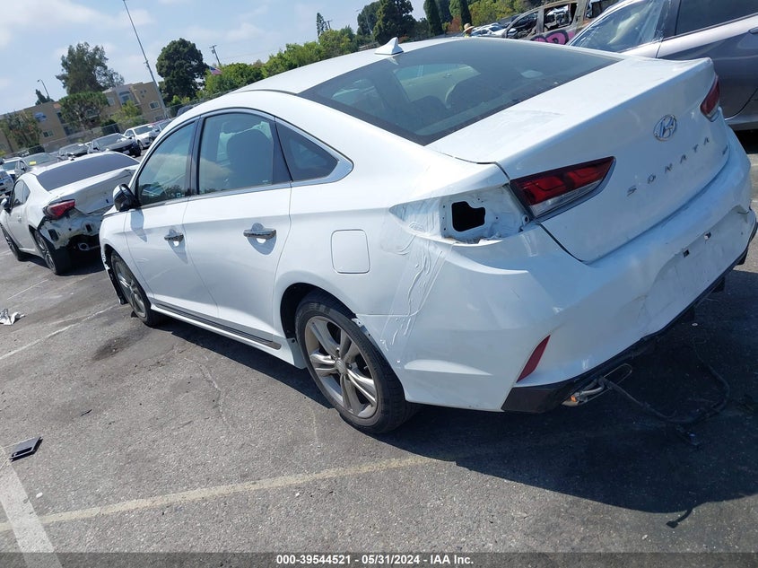 VIN 5NPE34AF4JH597133 2018 HYUNDAI SONATA SPORT