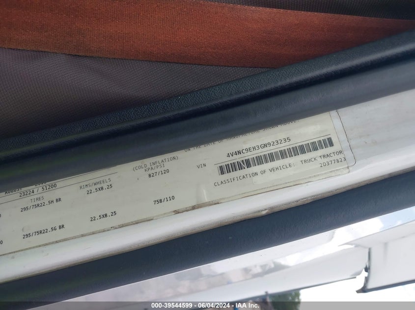 2016 Volvo Vn Vnl VIN: 4V4NC9EH3GN923235 Lot: 39544599