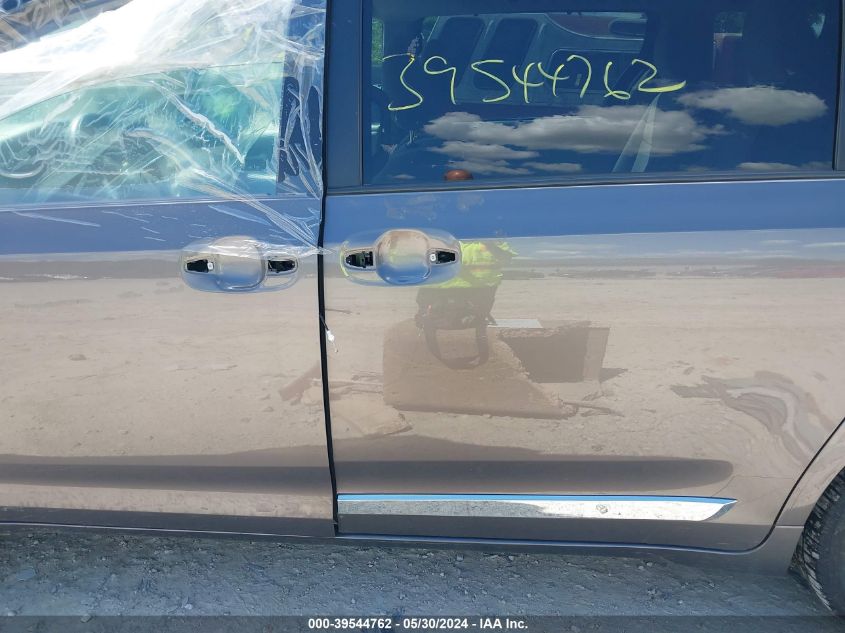 2017 TOYOTA SIENNA LE 8 PASSENGER - 5TDKZ3DC6HS785380