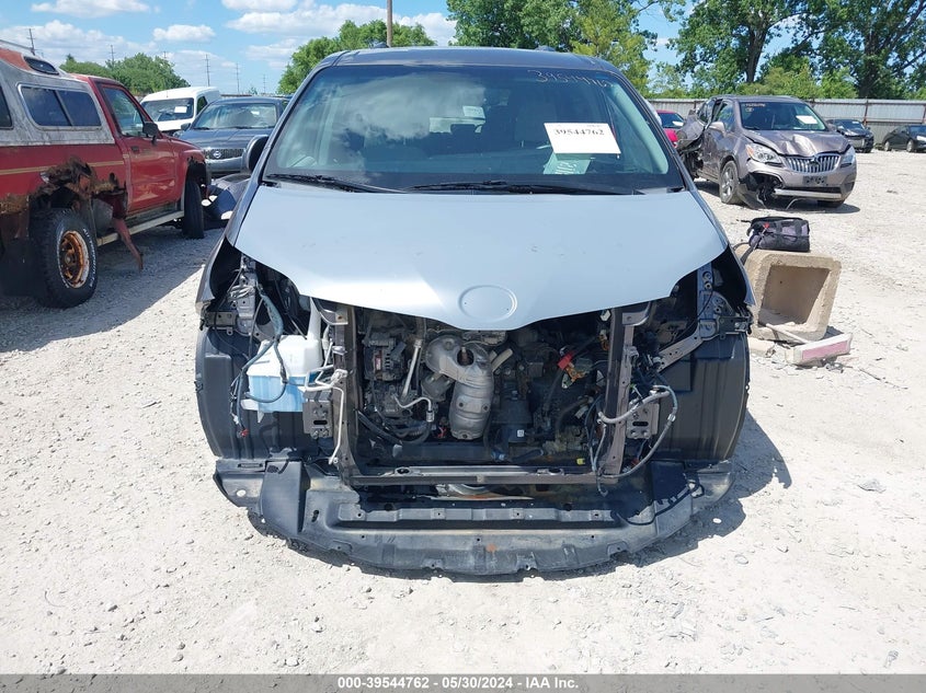 2017 TOYOTA SIENNA LE 8 PASSENGER - 5TDKZ3DC6HS785380