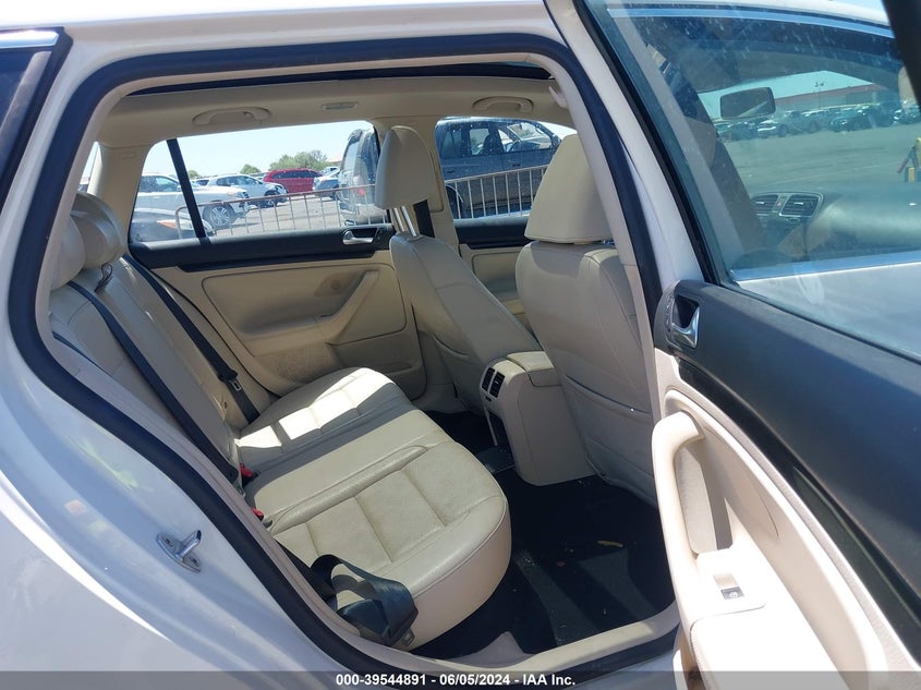 2011 Volkswagen Jetta Sportwagen 2.0L Tdi VIN: 3VWPL7AJ7BM661074 Lot: 39544891
