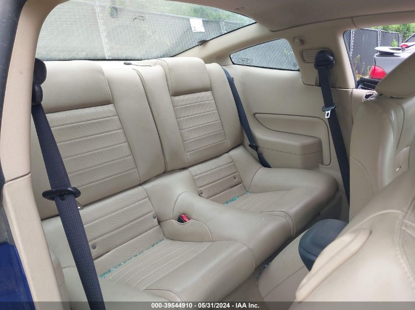 2007 Ford Mustang Gt Deluxe/Gt Premium VIN: 1ZVFT82H975242122 Lot: 39544910