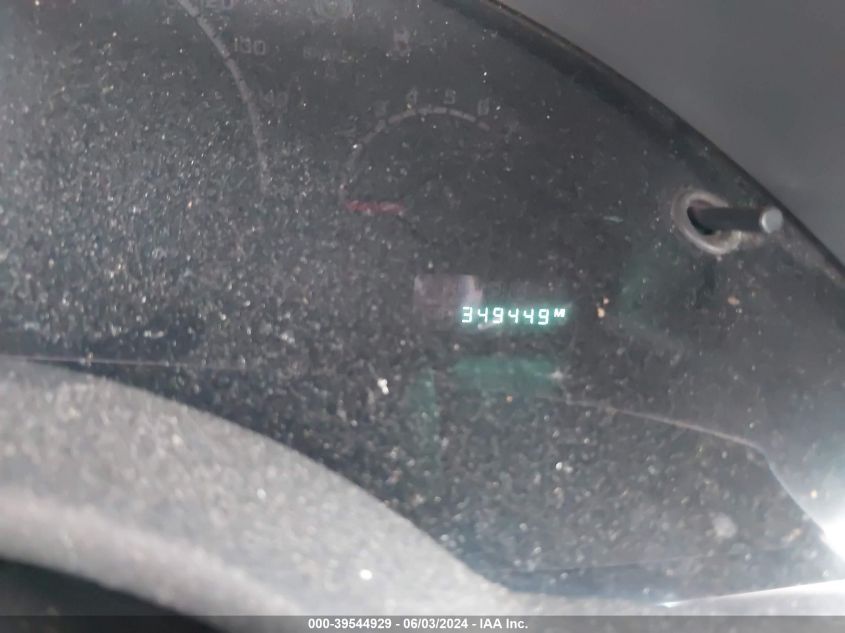 2005 Chrysler Pacifica Touring VIN: 2C4GM68405R256388 Lot: 39544929