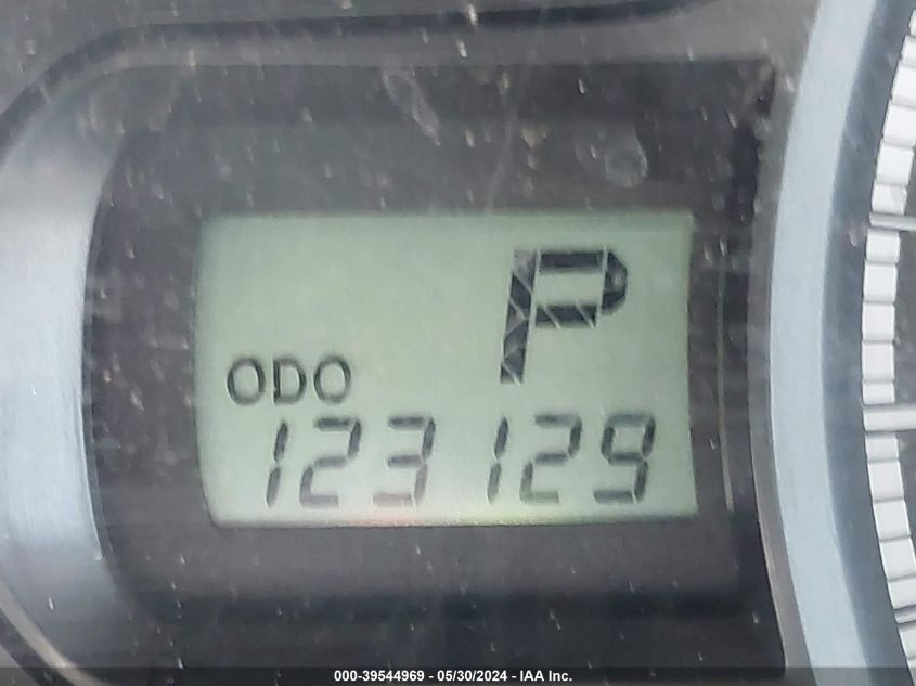 2011 Toyota Sienna VIN: 5TDKA3DC2BS005356 Lot: 39544969