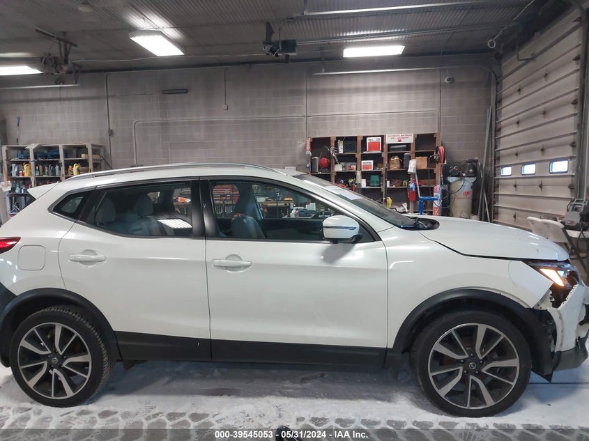 2018 Nissan Rogue Sport Sl VIN: JN1BJ1CR1JW293799 Lot: 39545053