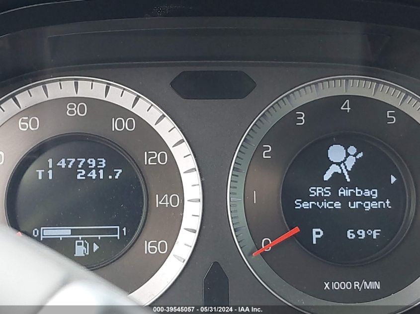 2011 Volvo S60 T6 VIN: YV1902FH6B2017421 Lot: 39545057