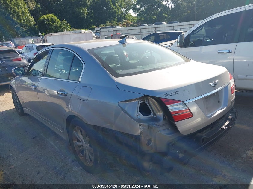 2013 Hyundai Genesis 3.8 VIN: KMHGC4DD0DU233073 Lot: 39545120