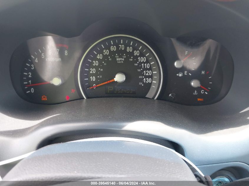 2011 Kia Sedona Lx VIN: KNDMG4C77B6370522 Lot: 39545140