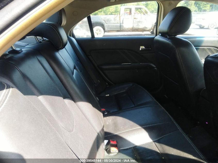 2011 Ford Fusion Sport VIN: 3FAHP0KC5BR205666 Lot: 39545144